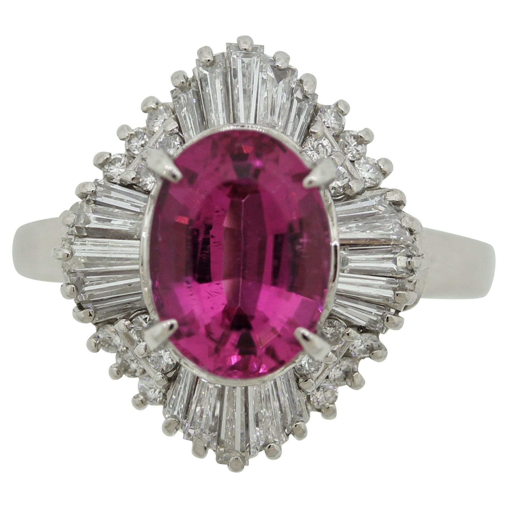 Bague en platine avec rubellite, tourmaline et diamants