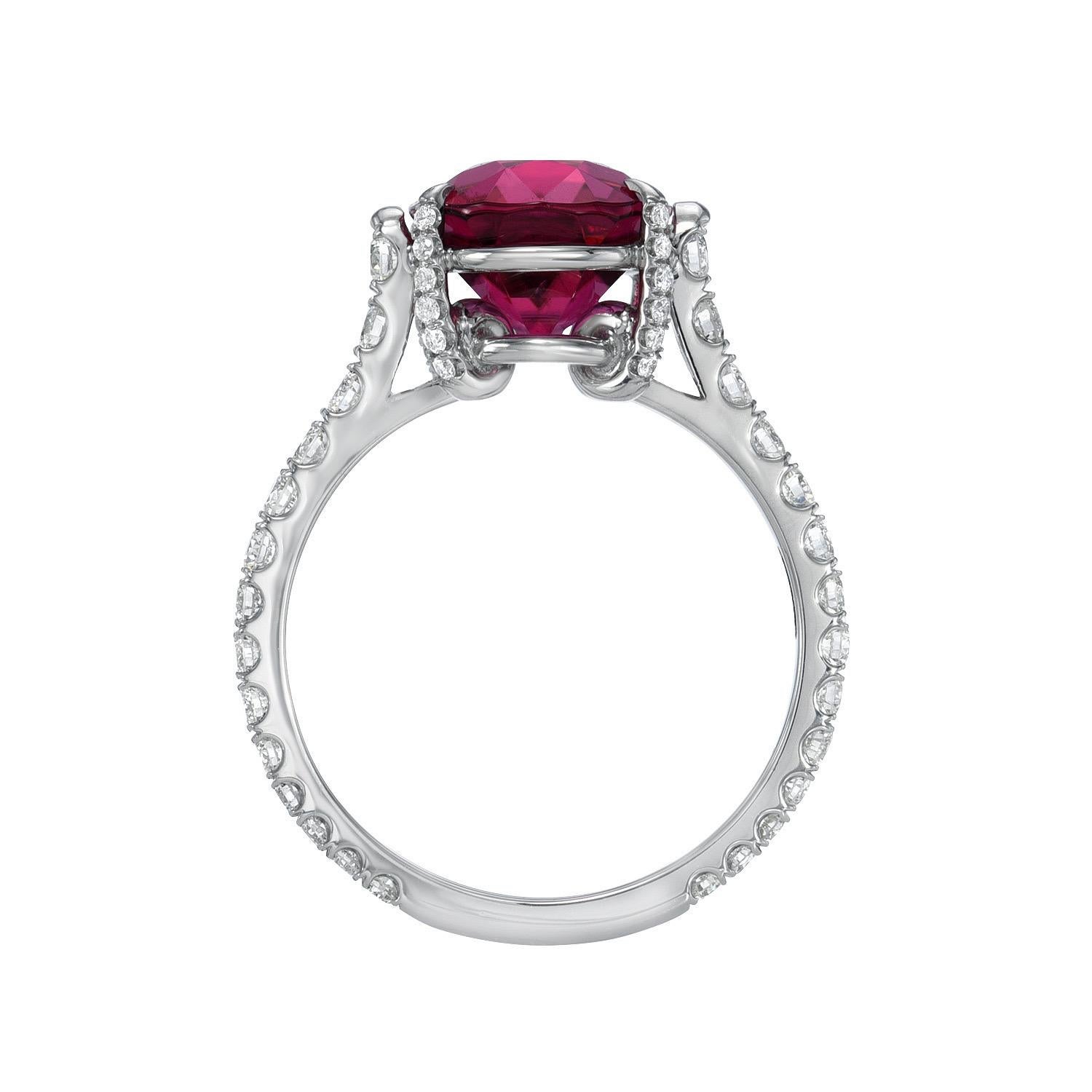 Women's Rubellite Tourmaline Ring 3.92 Carat Oval For Sale