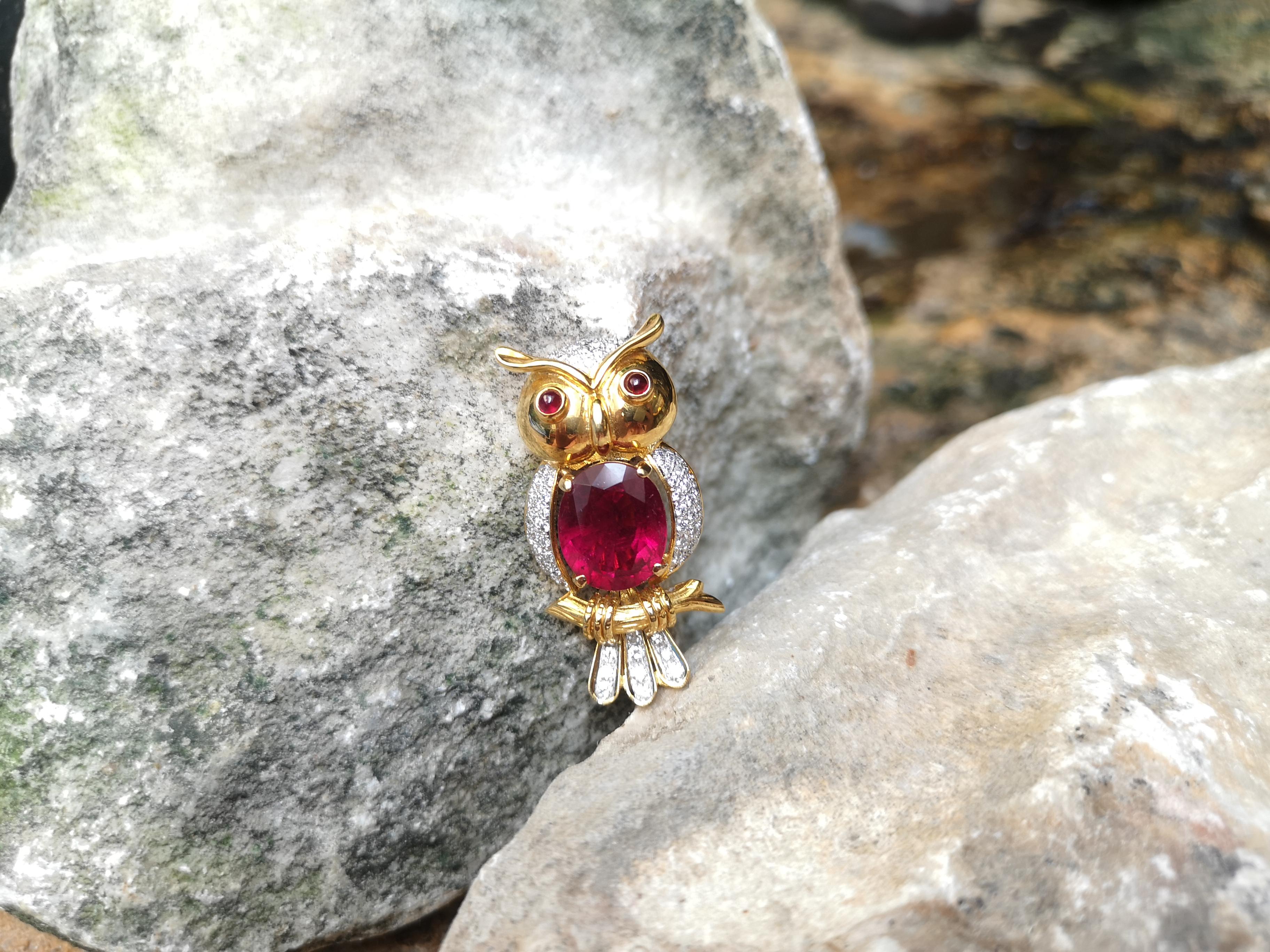 Rubellit mit Cabochon Rubin und Diamant Eulenbrosche in 18k Goldfassung im Angebot 3