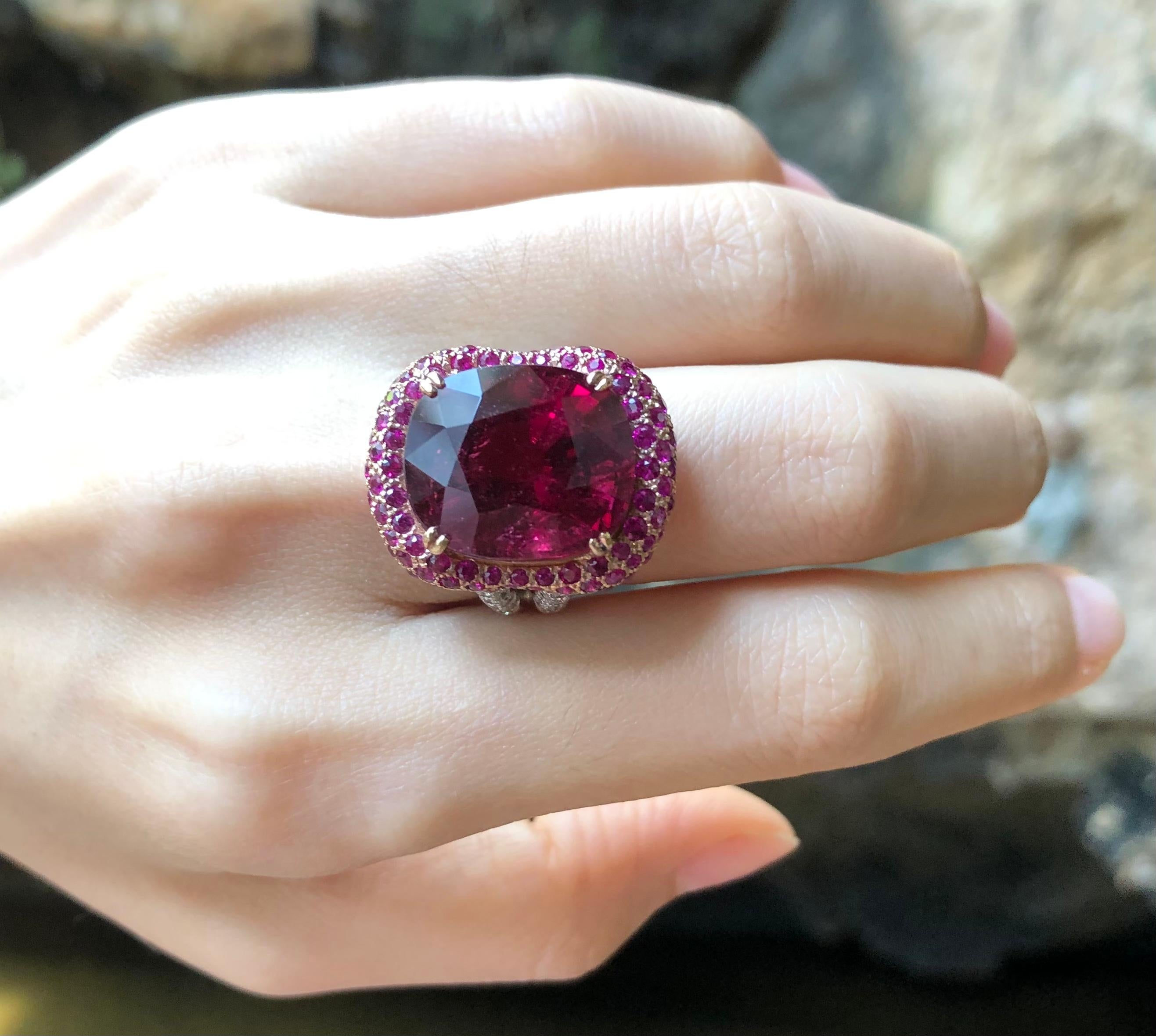 Rubellite with Ruby and Diamond Ring in 18K White Gold and Rose Gold Settings In New Condition In Bangkok, TH