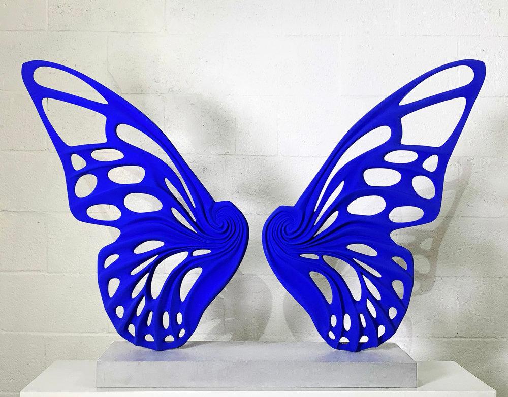 Dream Machine, Matte Blue - Sculpture by Rubem Robierb