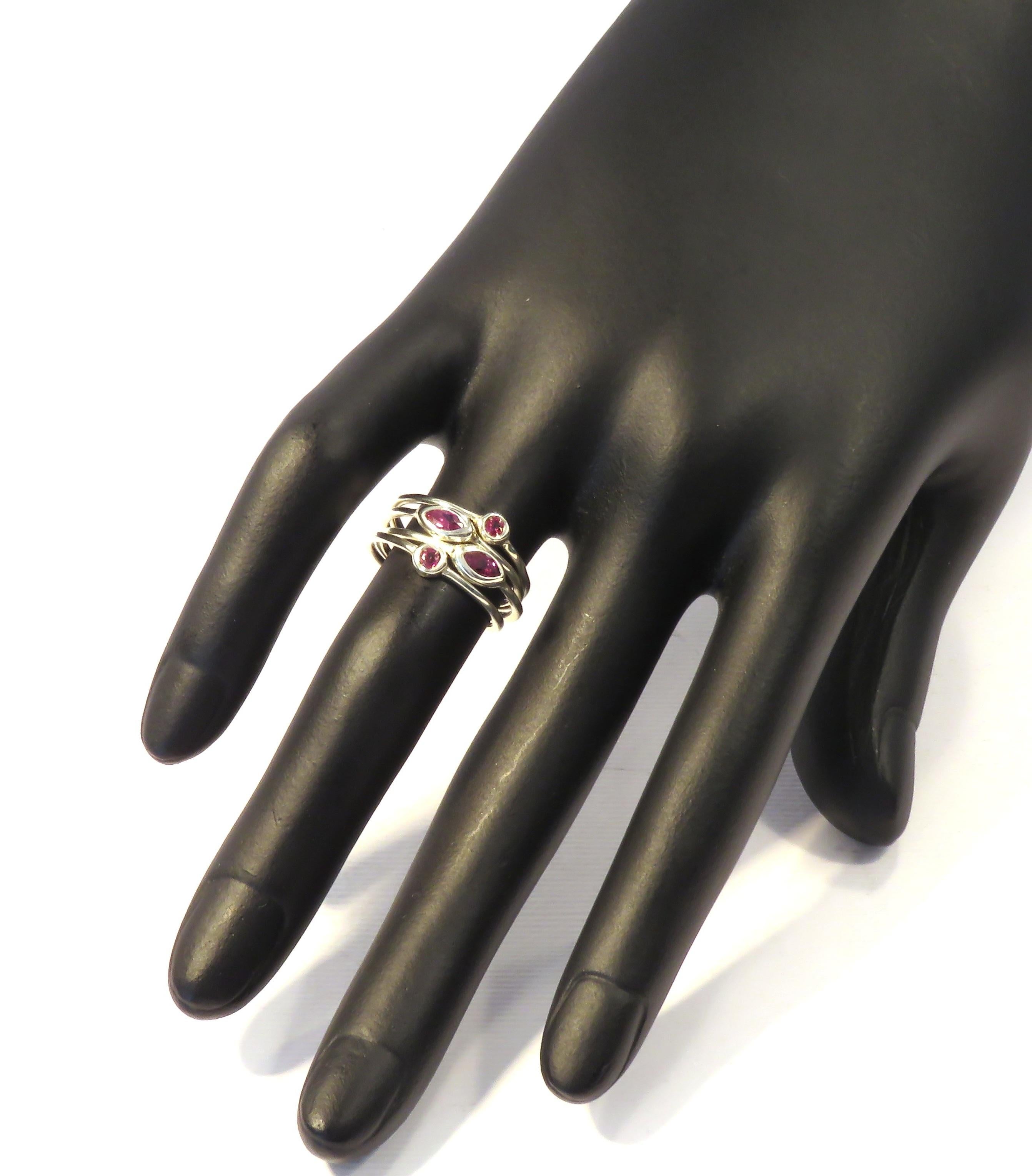 Modern Rubies 9 Karat White Gold Stacking Ring Handcrafted in Italy