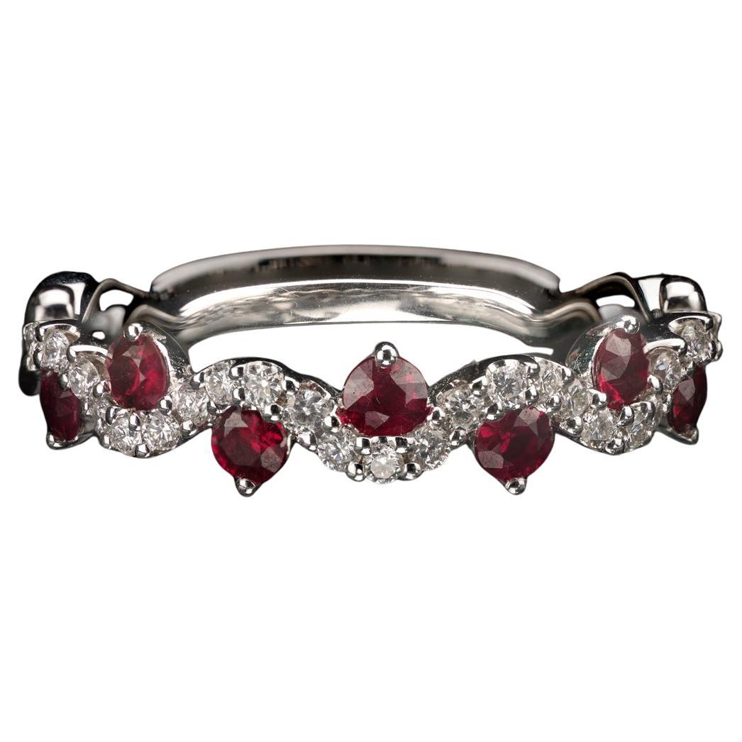 Anillo de rubíes y diamantes