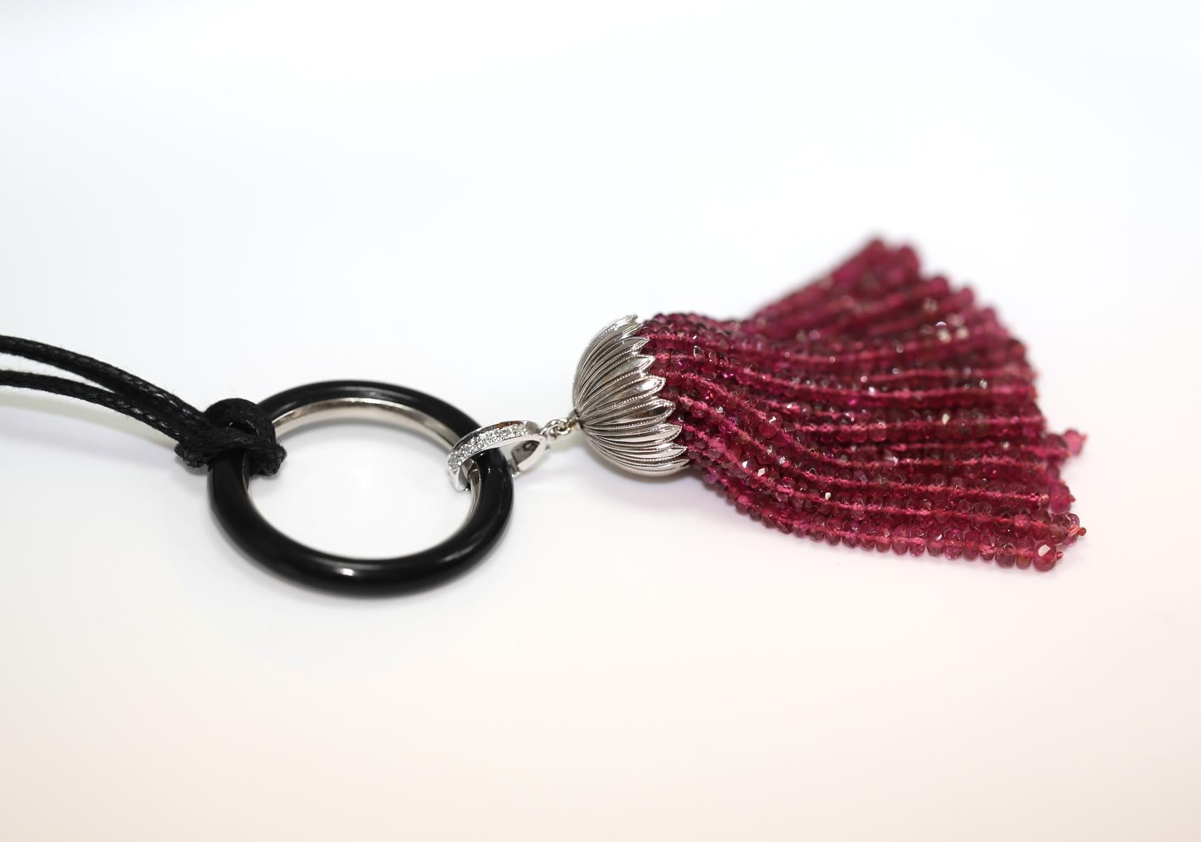 Perle Pendentif en or et platine avec perles de rubis, 1920 en vente