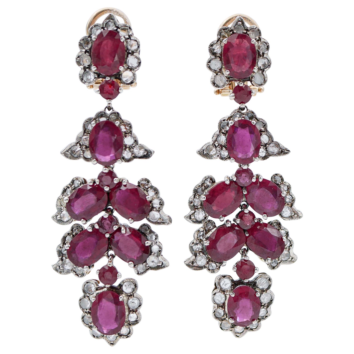 Rubini, diamanti, orecchini in oro rosa 14 carati e argento