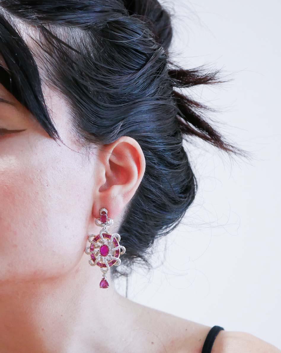Taglio misto Rubini, diamanti, oro bianco 14 carati e orecchini in oro rosa. in vendita