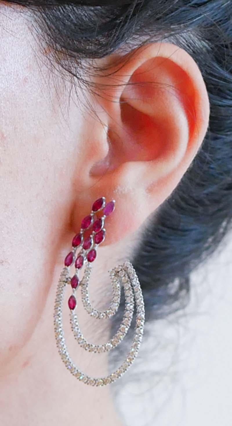 Rubine, Diamanten, Ohrringe aus 18 Karat Weißgold. im Zustand „Neu“ im Angebot in Marcianise, Marcianise (CE)