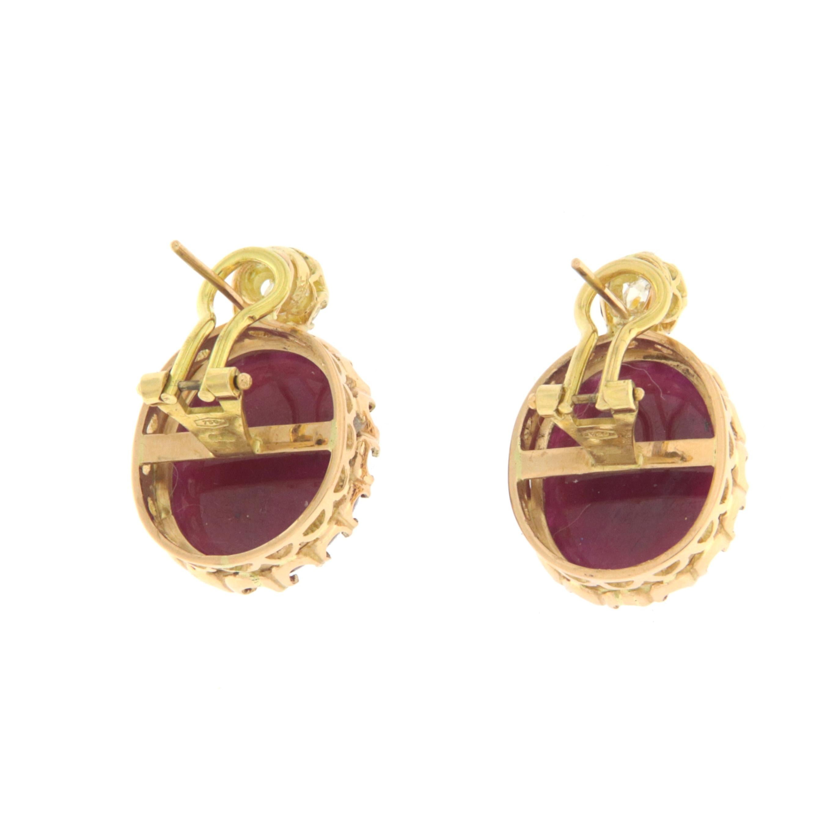 Rubies Diamonds 18 Karat Yellow Gold Stud Earrings In New Condition For Sale In Marcianise, IT