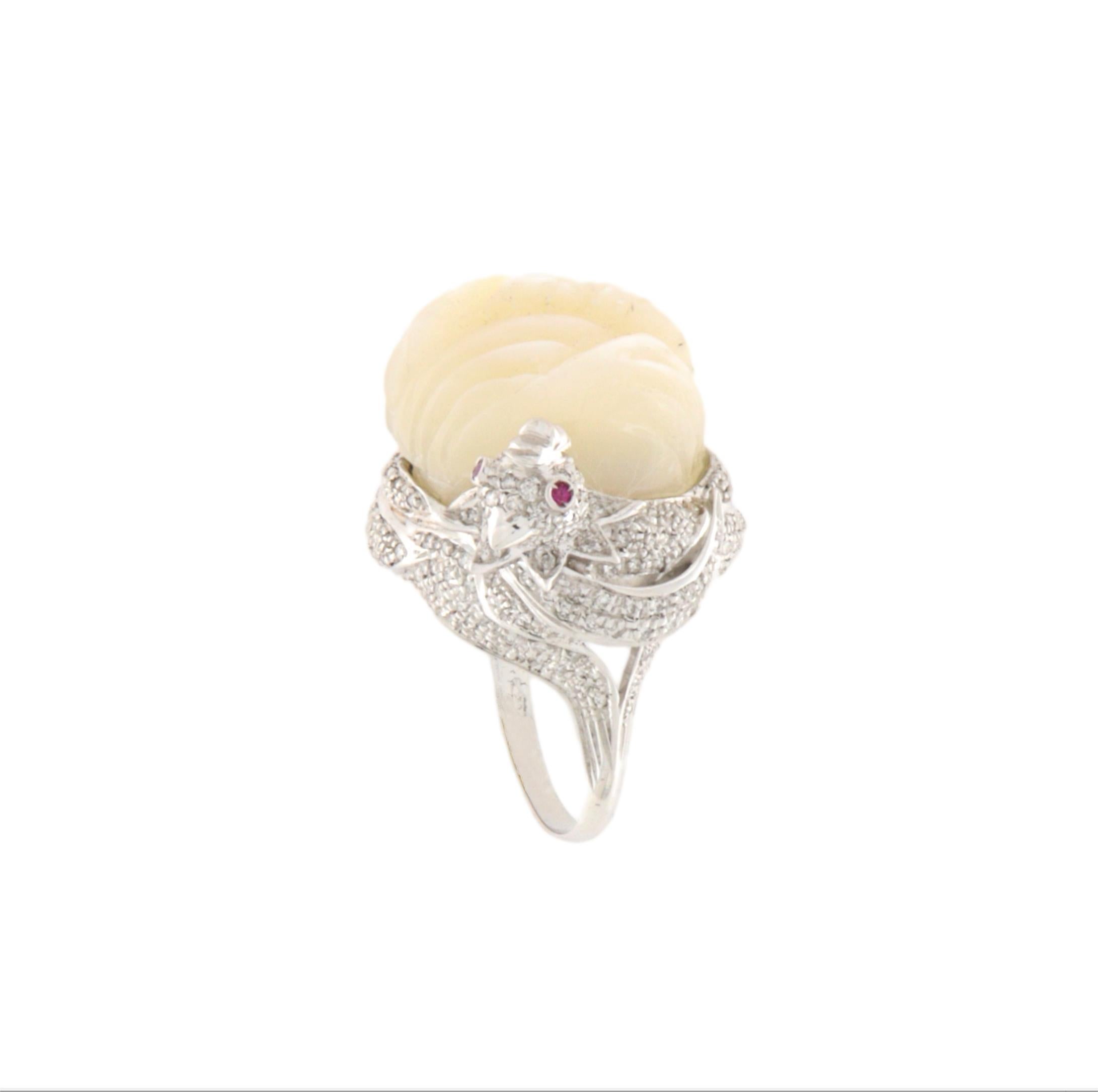 Rubine Diamanten Perlmutt 18 Karat Weißgold Cocktail Ring (Zeitgenössisch) im Angebot
