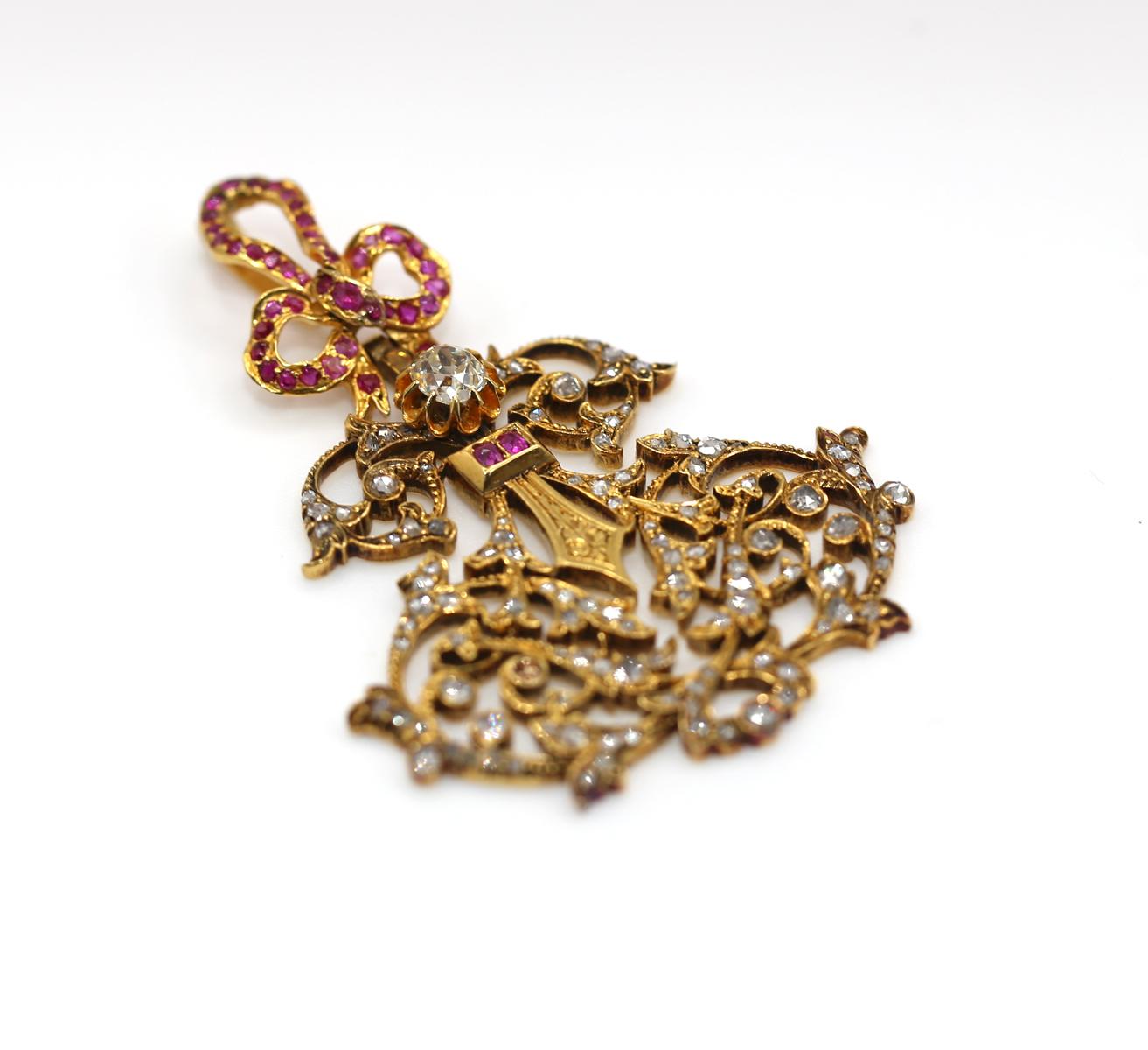 Rubíes Diamantes Colgante Cadena de Oro, 1900 Belle Époque en venta