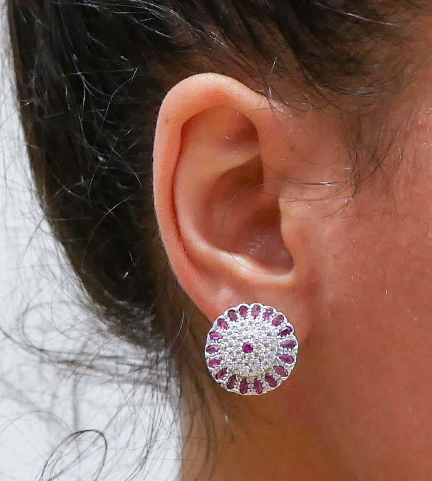 Rubies, Diamonds, Rose Gold and Silver Earrings. In Good Condition For Sale In Marcianise, Marcianise (CE)