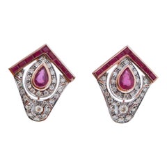 Boucles d'oreilles en or rose, rubis et diamants.