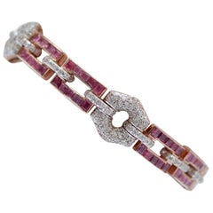 Gliederarmband mit Rubinen, Diamanten, Roségold und Silber.