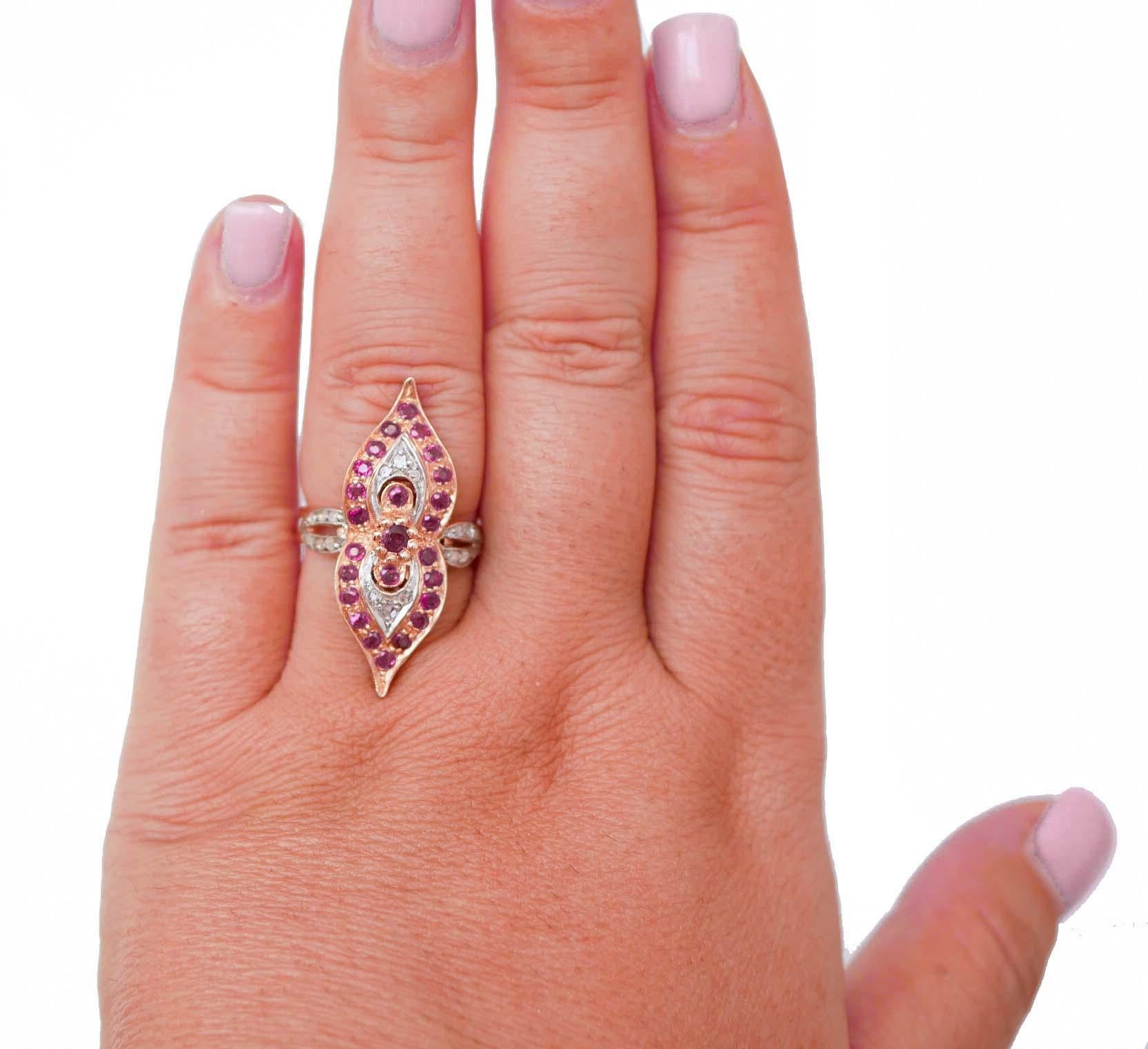 Taglio misto Anello con rubini, diamanti, oro rosa e argento. in vendita
