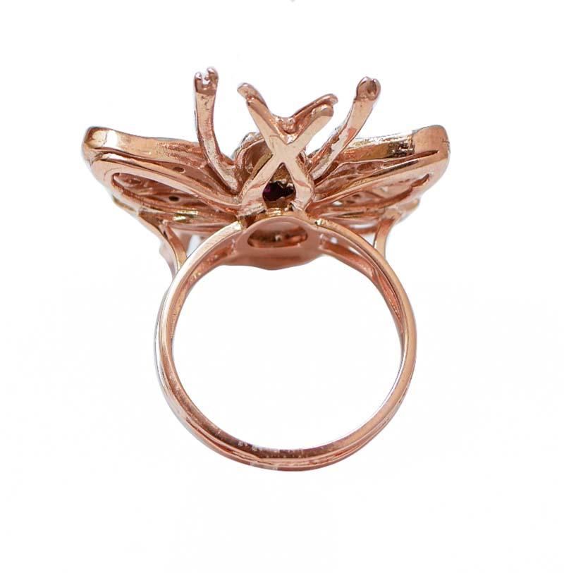 Rétro Rubini, diamanti, tsavorite, oro rosa e argento Forma della mosca  Anello. in vendita