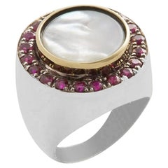 Anillo de moda «Rubies Gold», fabricado en Italia por Rossella Ugolini