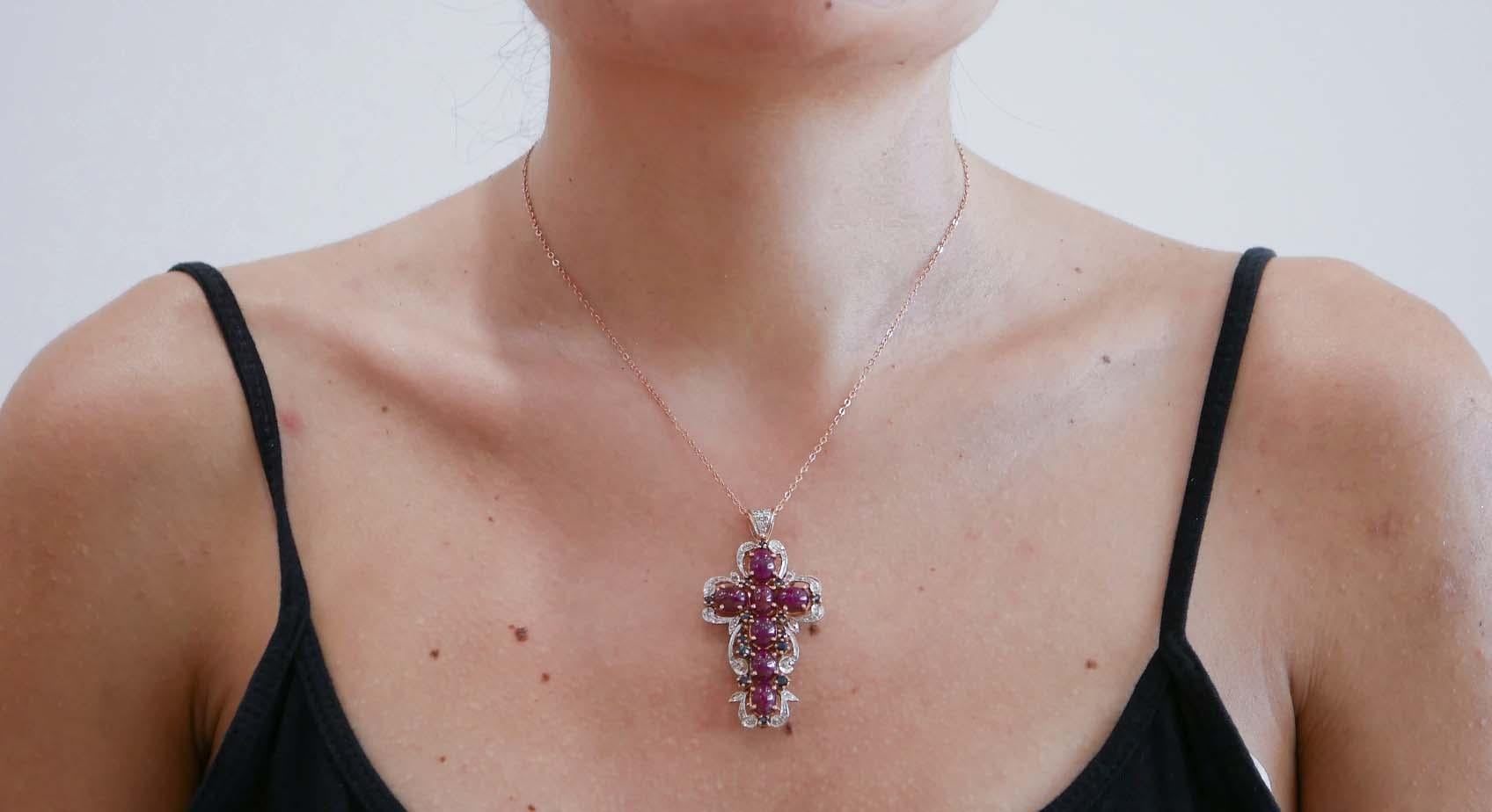 Rubies, Sapphires, Diamonds, Rose Gold an Silver Cross Pendant Necklace. In Good Condition For Sale In Marcianise, Marcianise (CE)