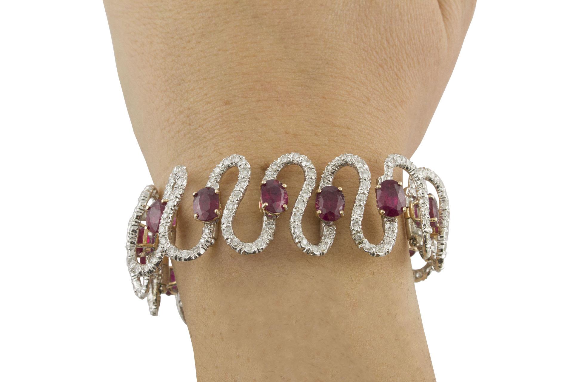 Rubies White Diamonds White and Rose Gold Waves Bracelet In Good Condition For Sale In Marcianise, Marcianise (CE)