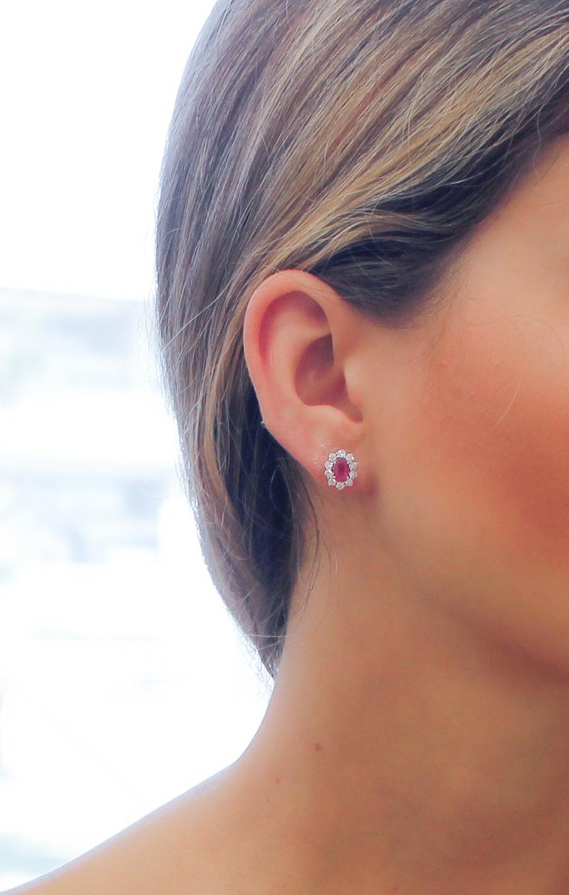 Rubies, Diamonds, 18 Karat White Gold Stud Earrings In New Condition In Marcianise, Marcianise (CE)