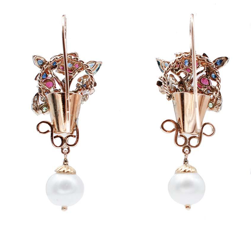 Rétro Rubis, saphirs, émeraudes, diamants, perles, 14 carats  Pendants d'oreilles - Or en vente