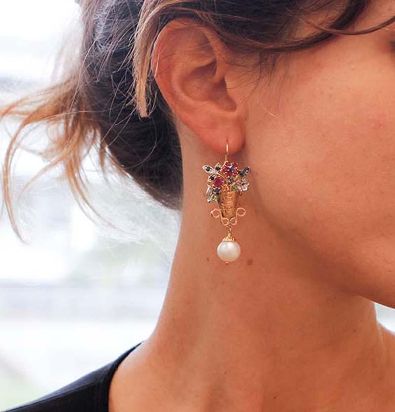 Rubis, saphirs, émeraudes, diamants, perles, 14 carats  Pendants d'oreilles - Or Pour femmes en vente