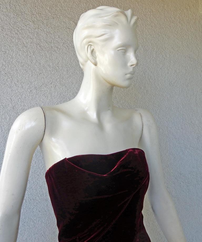 Rubin Singer Demi Couture Wine Velvet Strapless Gown Dress In New Condition For Sale In Los Angeles, CA