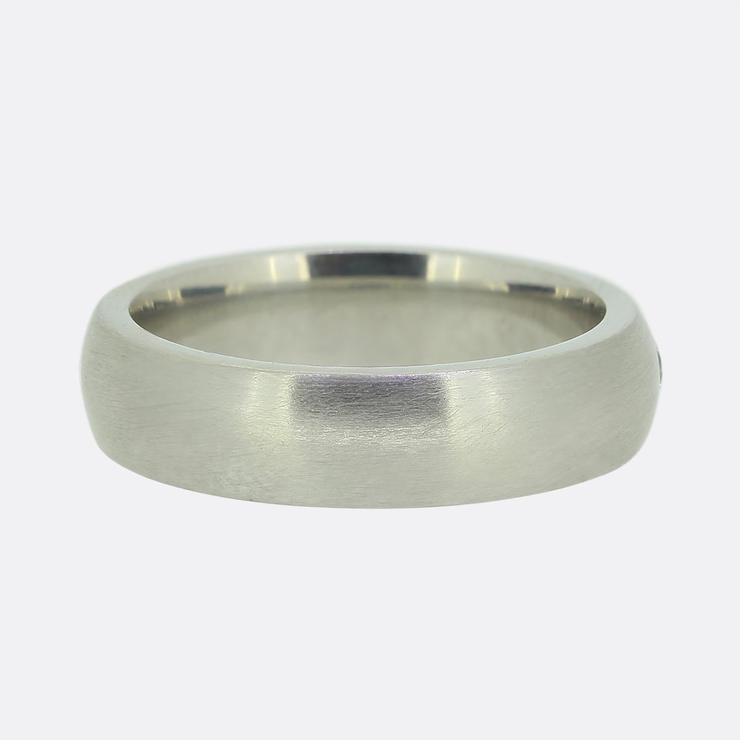 Rubover Set Diamond Band Ring In Good Condition For Sale In London, GB