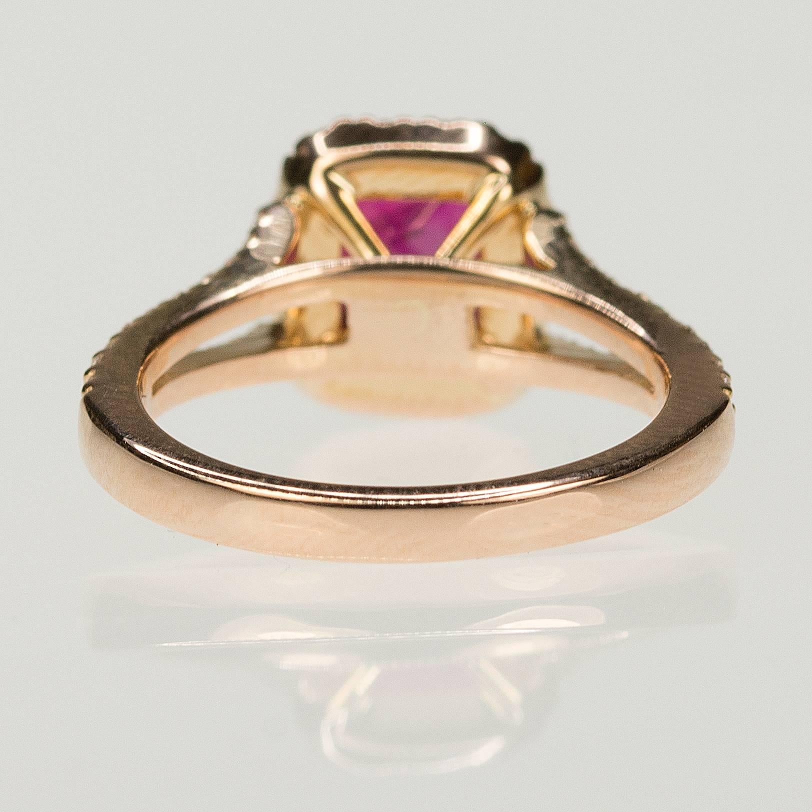 Ruby and Diamond Gold Ring In New Condition In Sarasota, FL