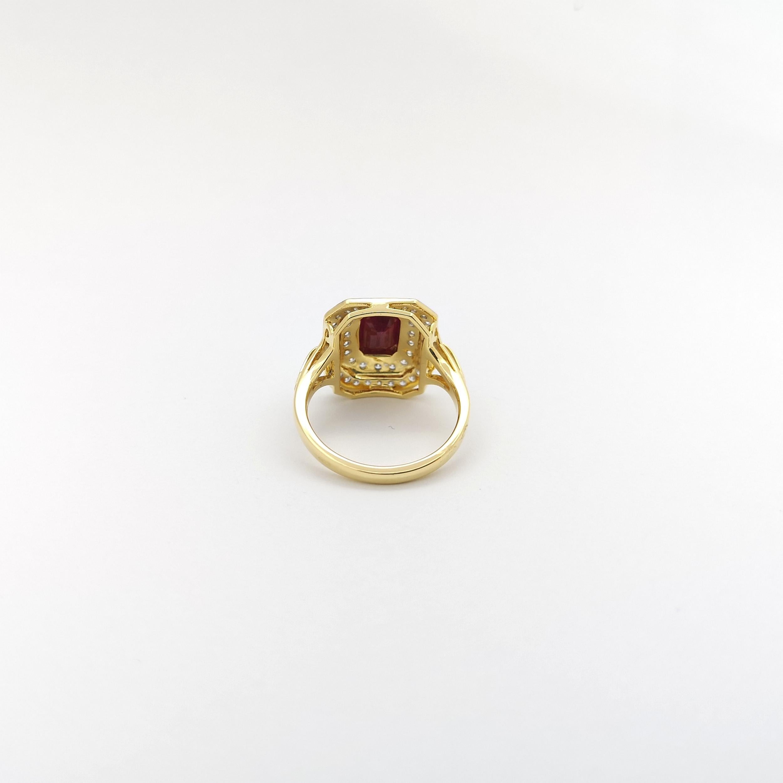 Ruby 0.94 carat with Diamond 0.51 carat Ring set in 18k Gold Settings For Sale 3