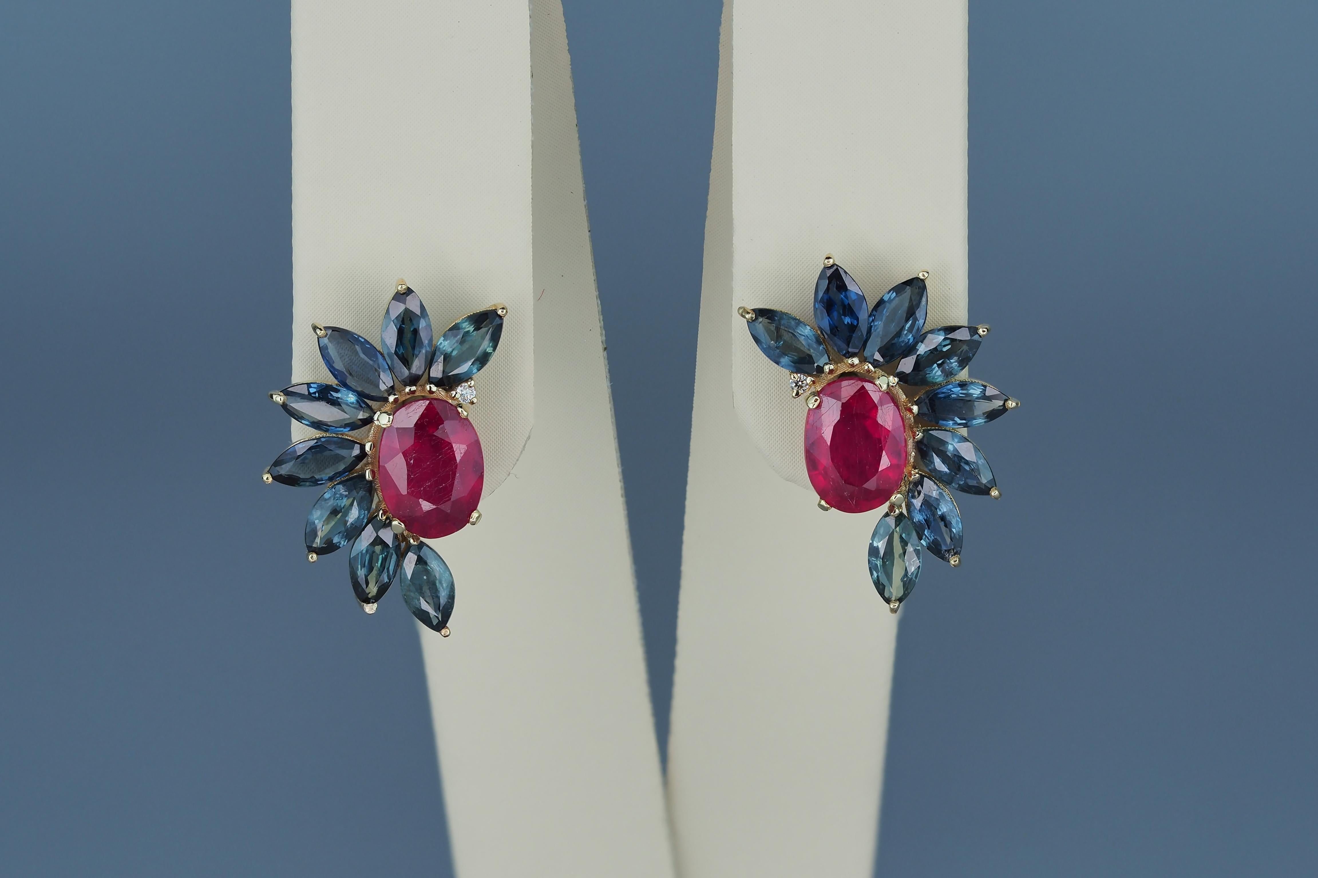 Taille ovale Boucles d'oreilles en or 14k Rubis. Clous d'oreilles saphir en or 14 carats en vente