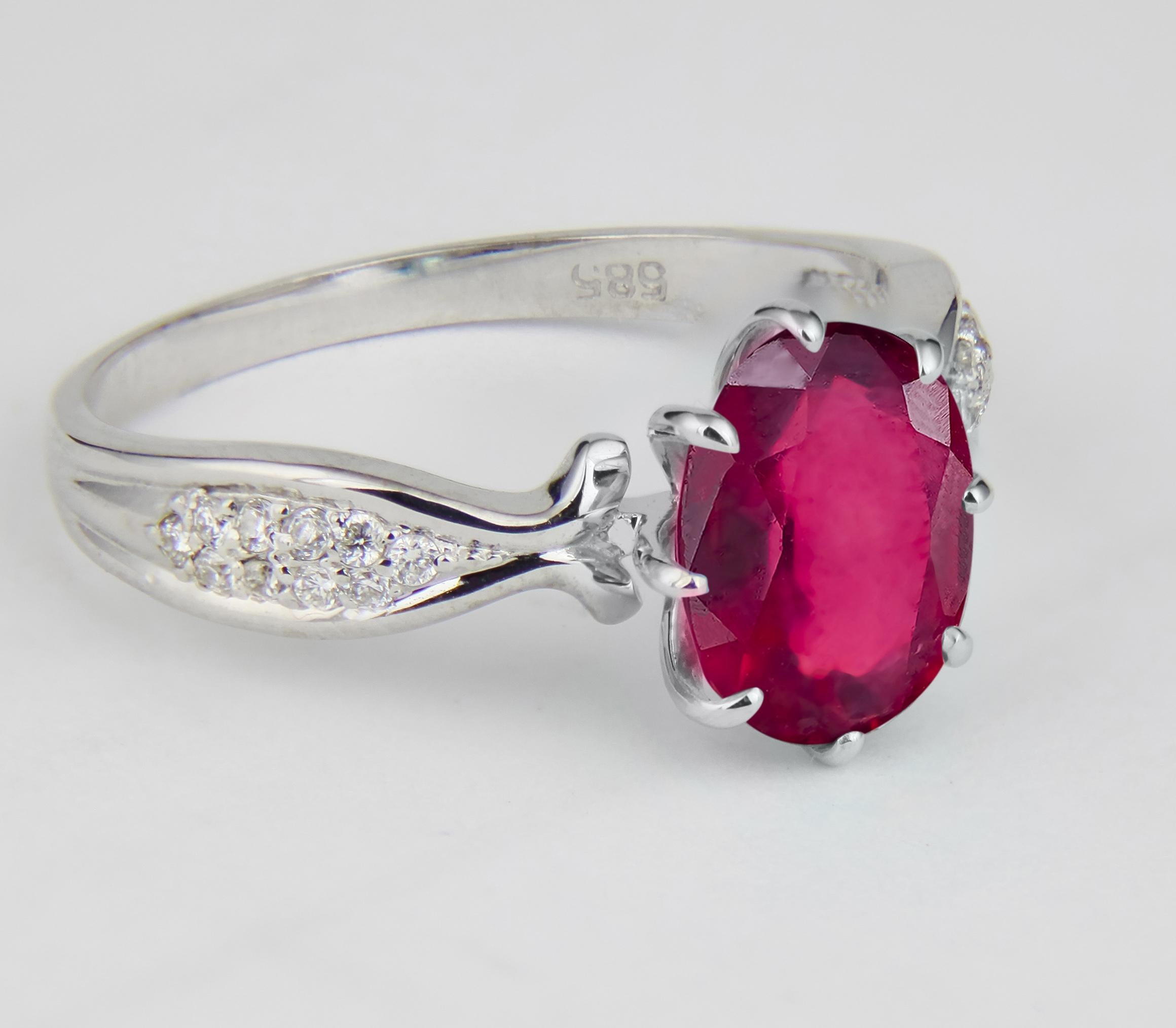 For Sale:  Ruby 14k Gold Ring, Oval Ruby Ring. Ruby Gold Ring 5