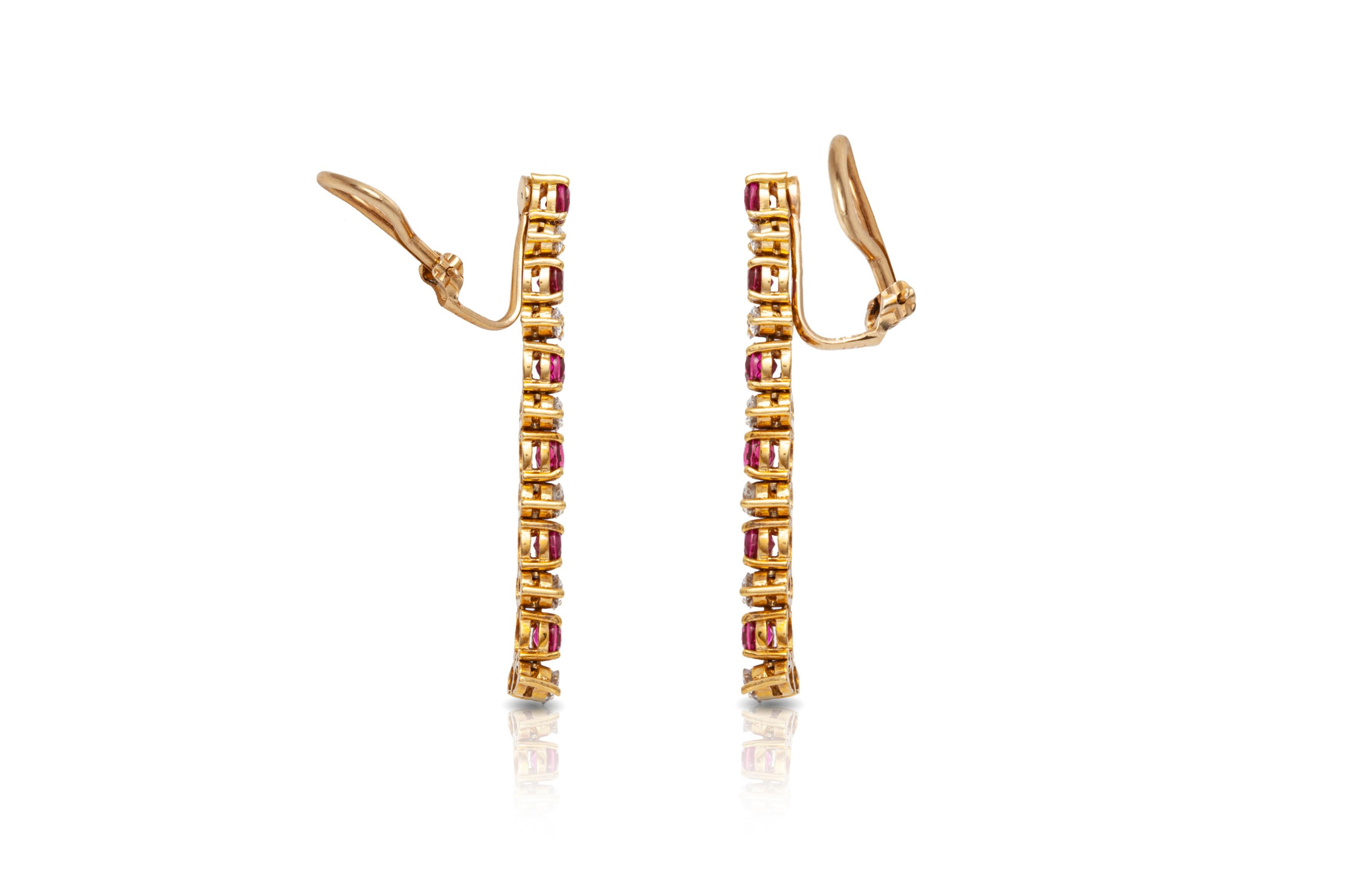 Ruby 14 Karat Yellow Gold with Diamonds Drop Earrings In Good Condition For Sale In New York, NY