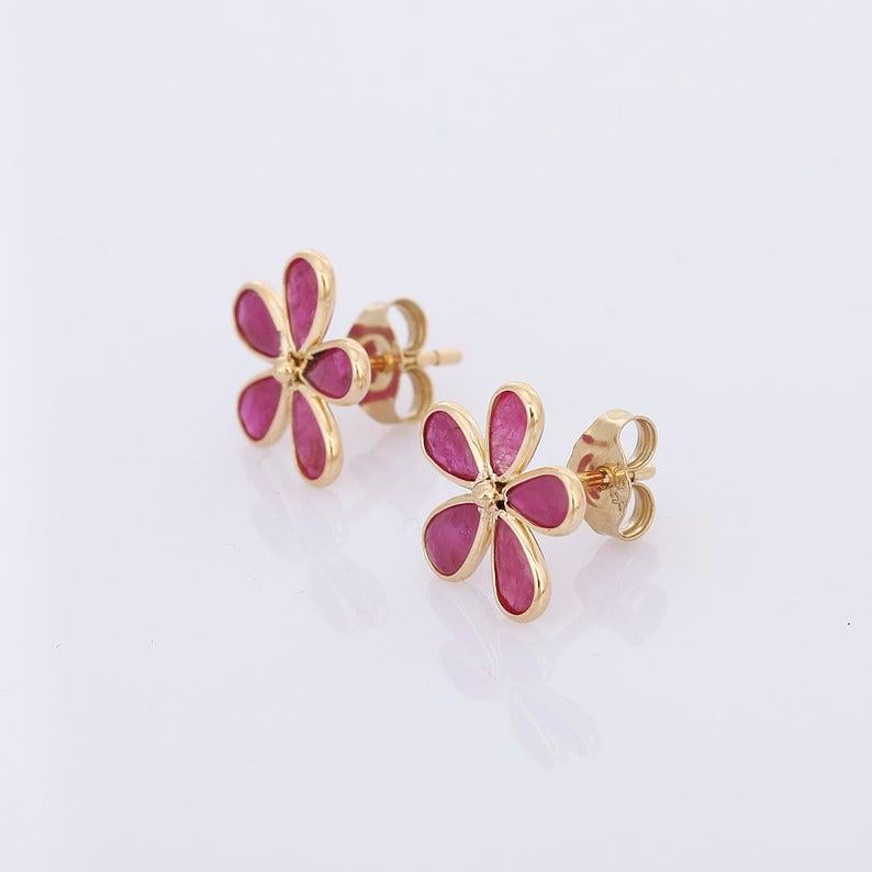 pink daisy flower stud earrings