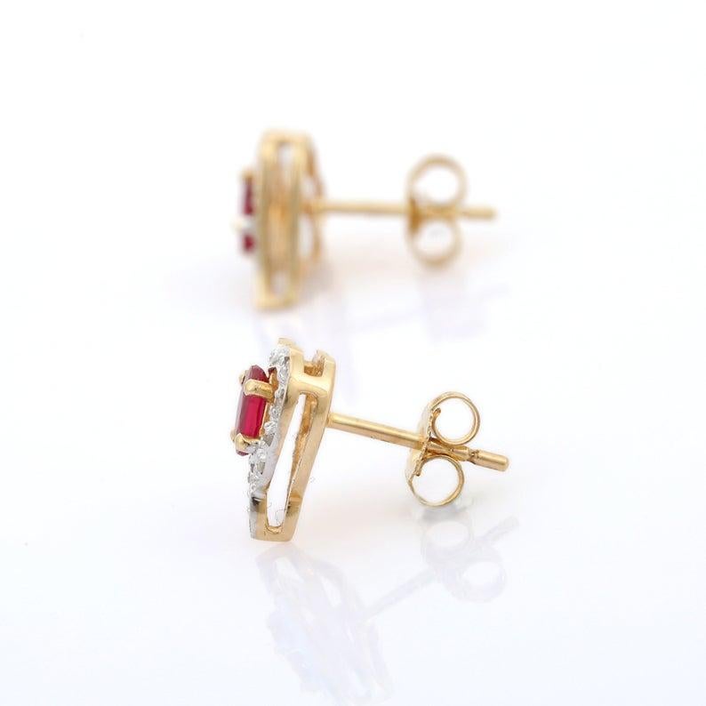 Mixed Cut Ruby Diamond 18 Karat Gold Heart Stud Earrings For Sale