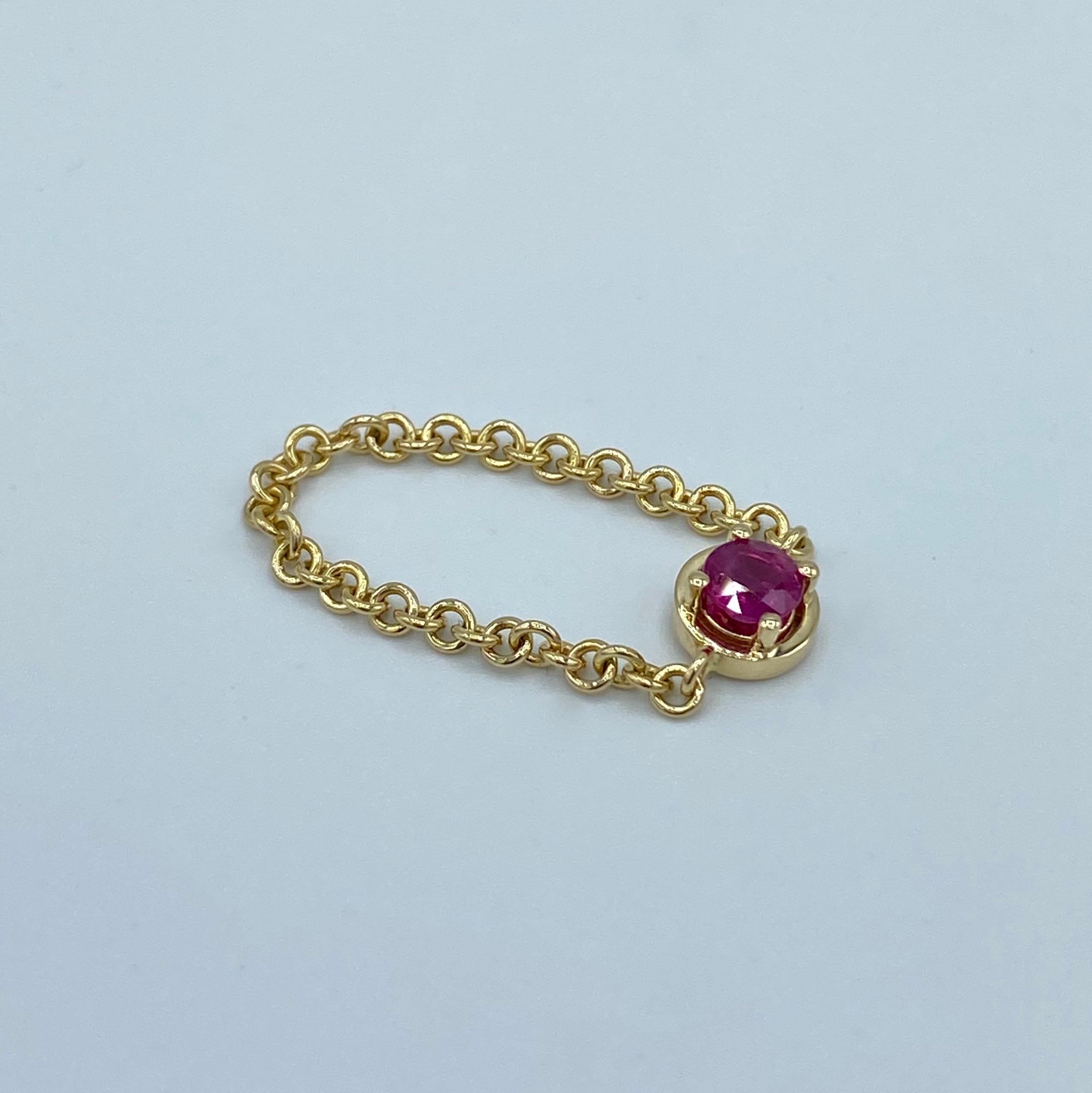 18 Karat Yellow Gold Chain Italian Ruby Ring by Petronilla In New Condition For Sale In Bussolengo, Verona