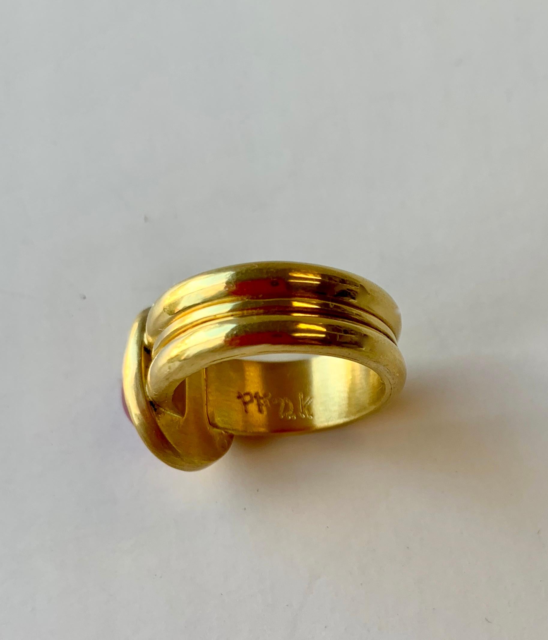 Rubin-Rubin-Ring aus 22 Karat Gelbgold (Ovalschliff)