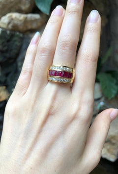 Ruby 2.48 Carats with Diamond 0.82 Carat Ring Set in 18 Karat Gold Settings