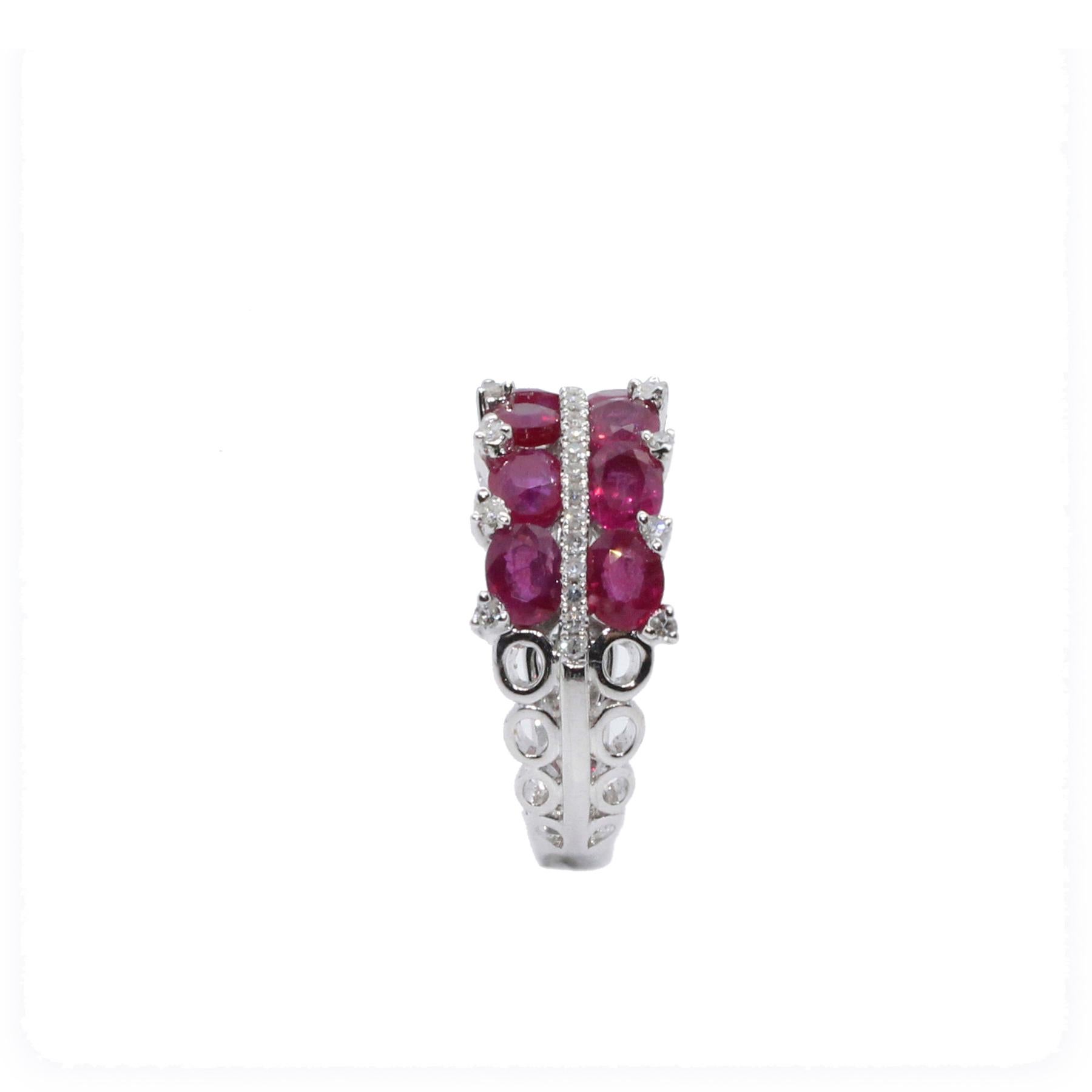 Oval Cut Ruby 3.5 Carat Diamond Ring For Sale