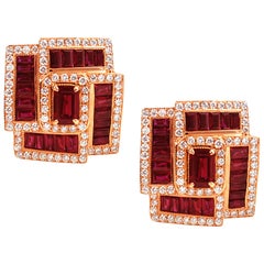 Boucles d'oreilles en or 18 carats avec rubis 3,75 carats, rubis 1,29 carat et diamants 1,03 carat