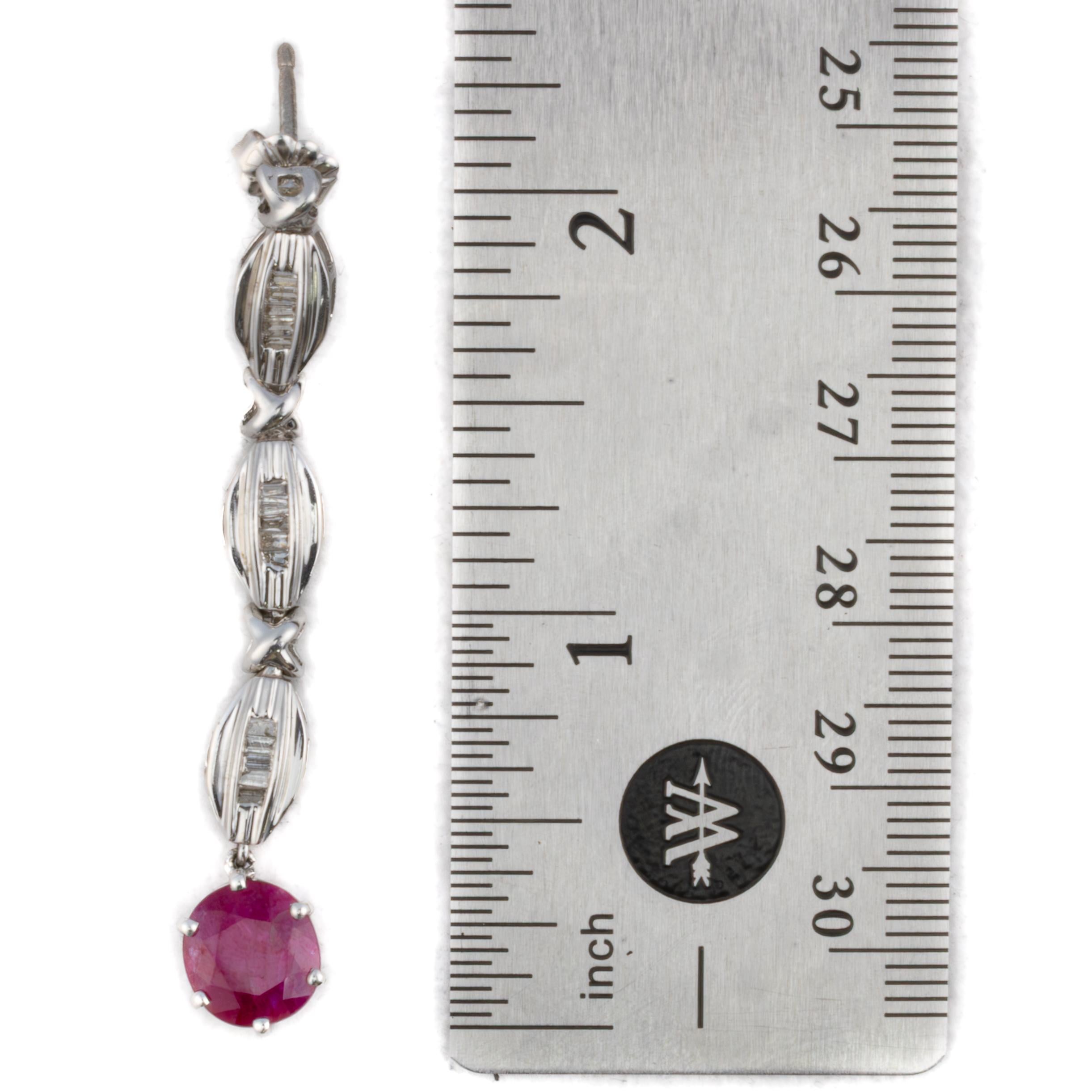 Taglio baguette Ruby and Baguette Diamond Drop Earrings in vendita