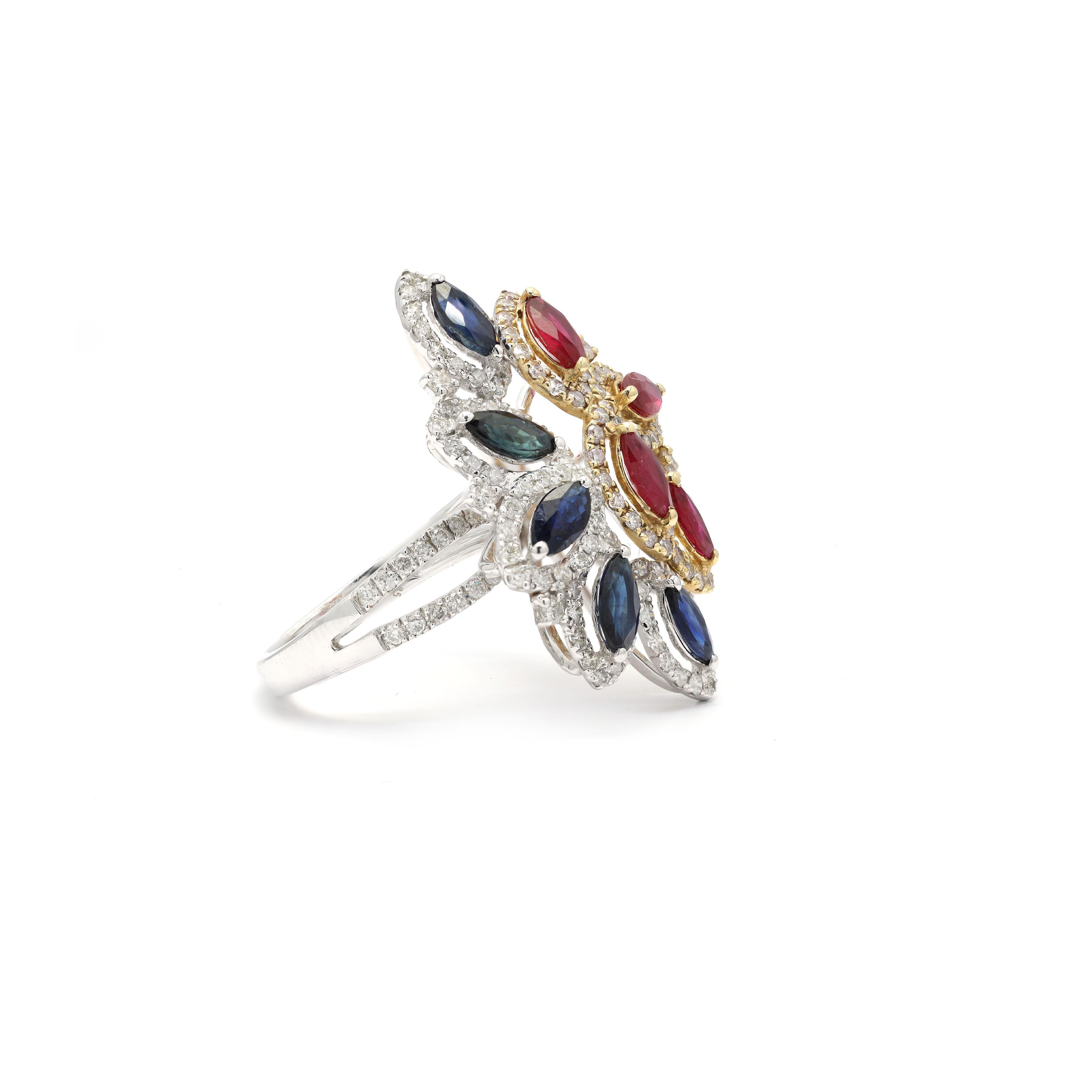 En vente :  Bague cocktail en or blanc 14 carats avec rubis et saphir bleu et diamants 3