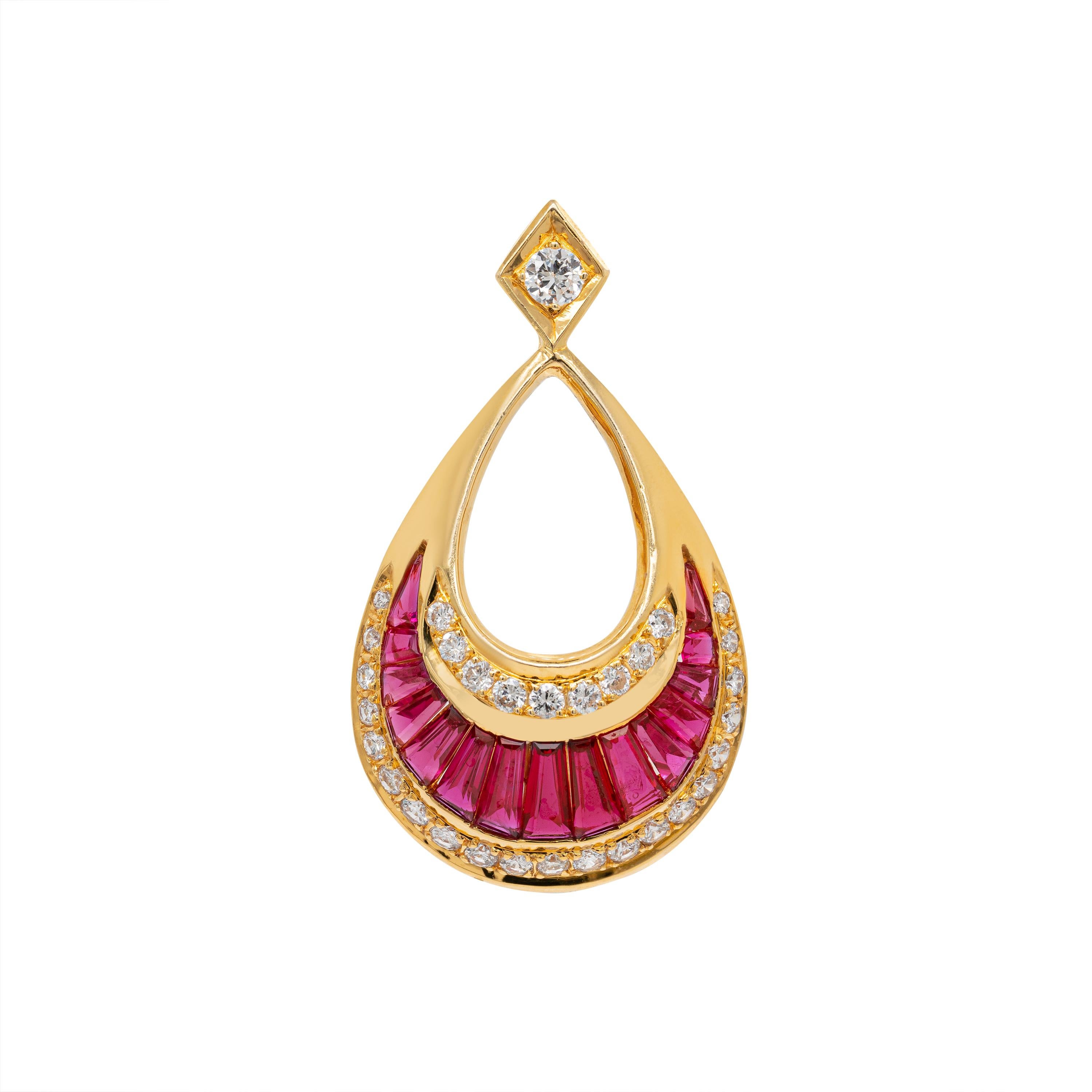 Baguette Cut Ruby and Diamond 18 Carat Yellow Gold Earrings and Pendant Set For Sale