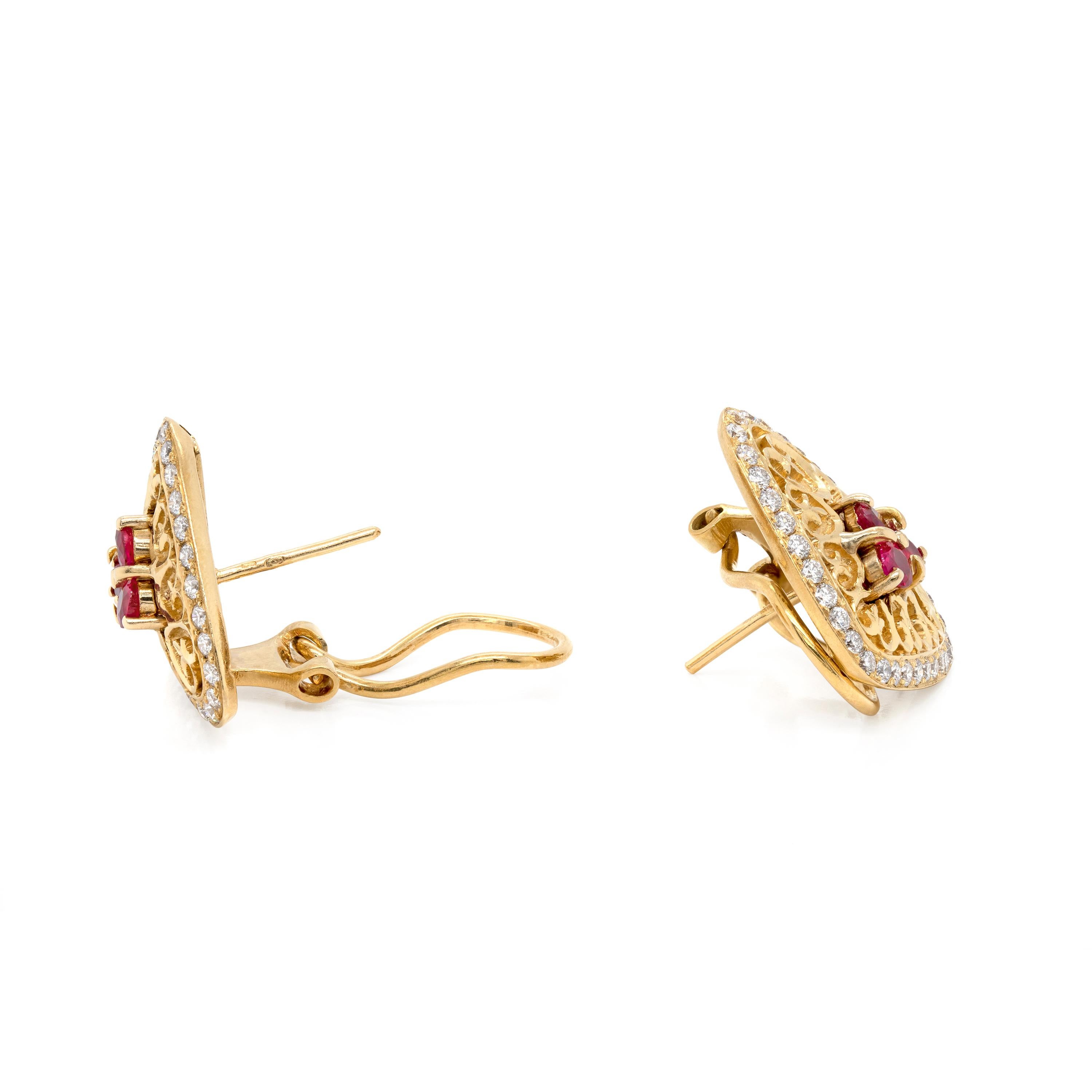 Retro Ruby and Diamond 18 Carat Yellow Gold Triangular Earrings For Sale