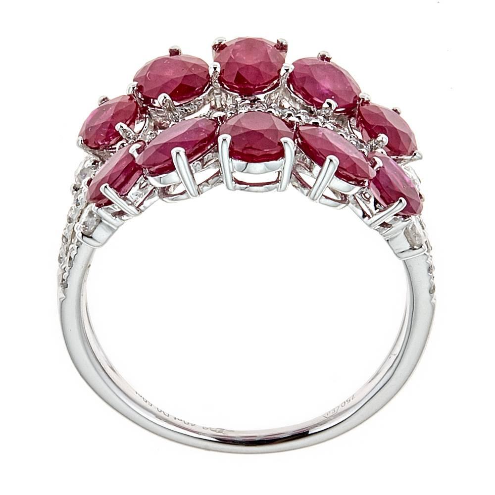 Contemporary 3.40 Carat Oval Cut Ruby and 0.59 Carat Diamond Pave 18K White Gold Cluster Ring For Sale