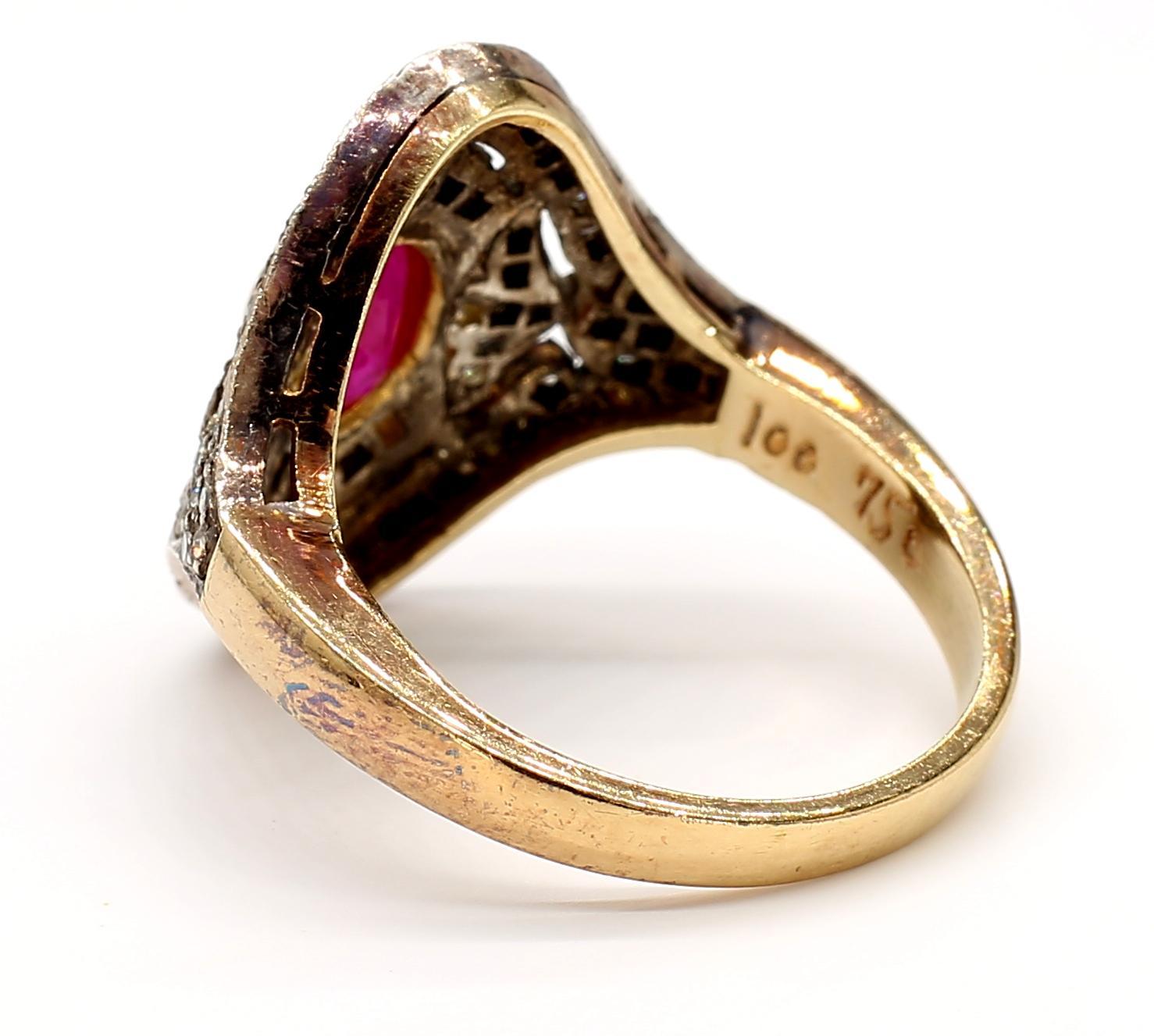 Bague en or 18K avec rubis et diamants Pour femmes en vente