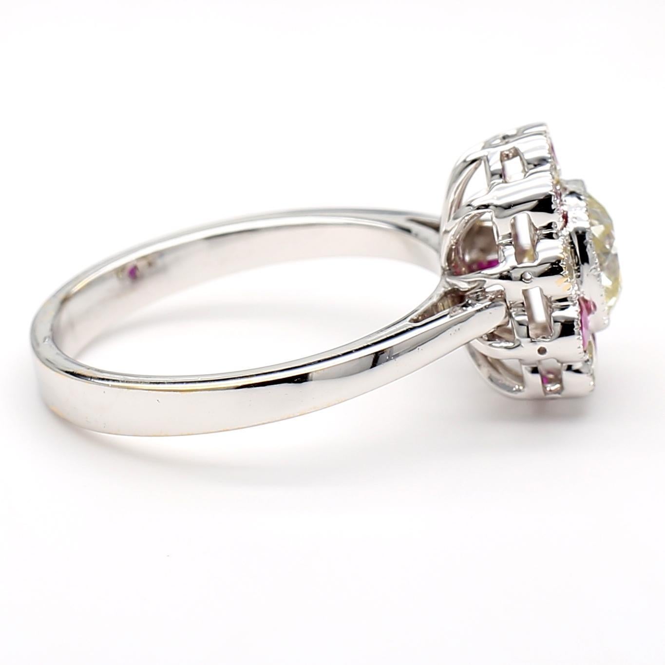 Ruby and Diamond 18K Gold Ring For Sale 1