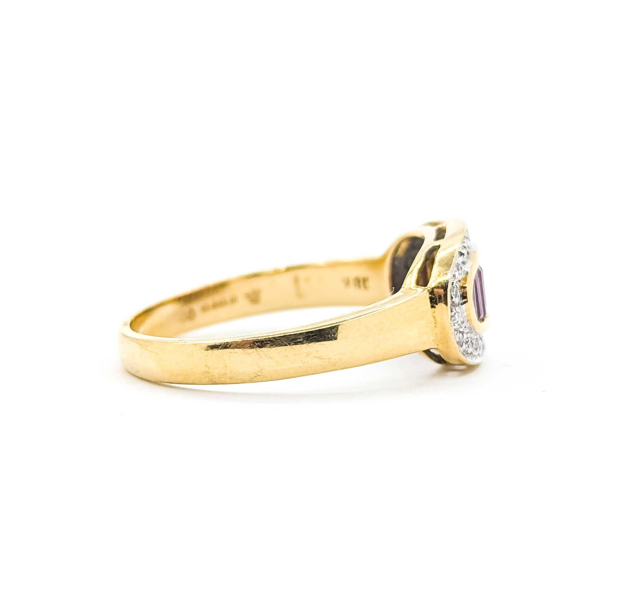Bague en or 18k avec rubis et diamants en vente 1