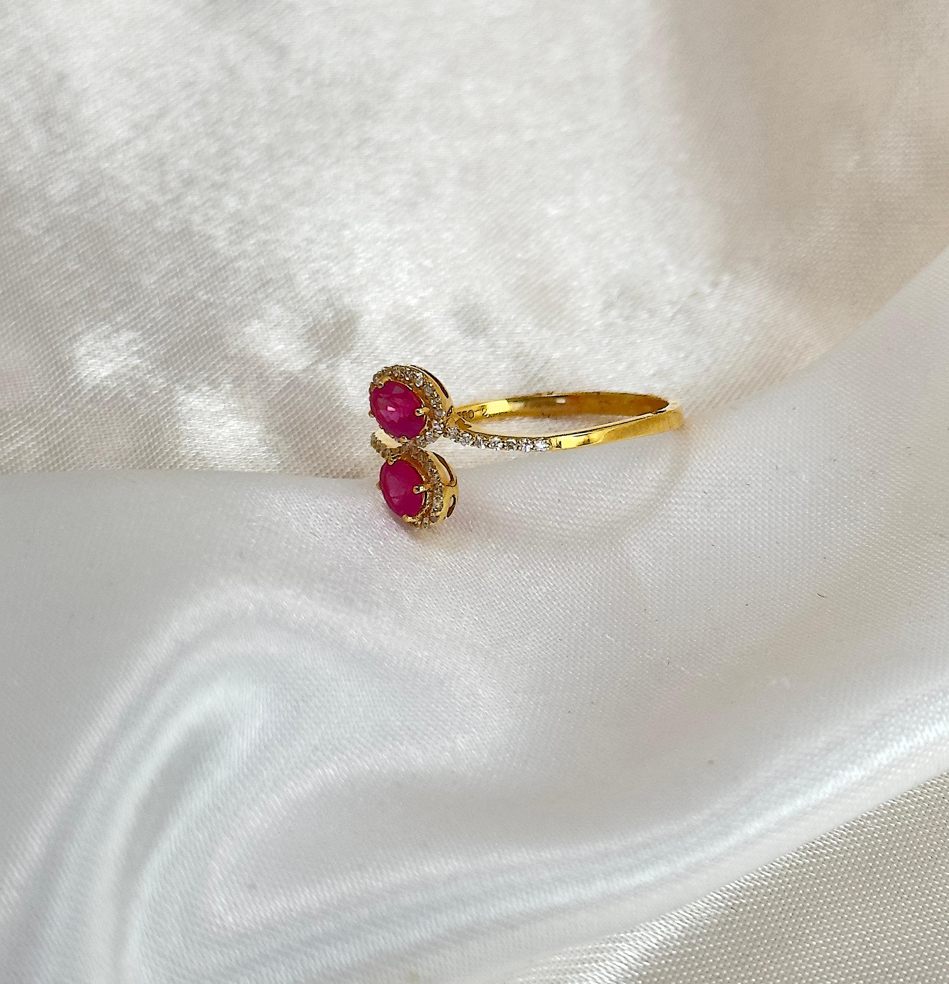 ring design with ruby stone