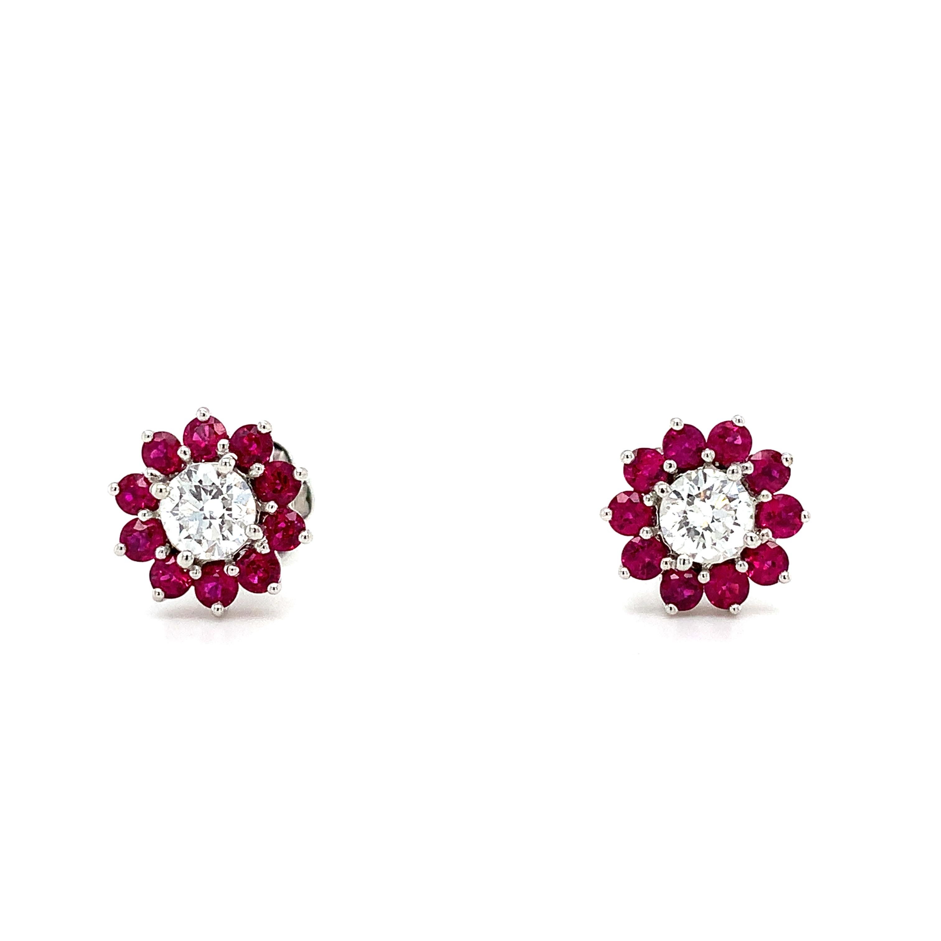 Pendientes art deco flor de rubí y diamante oro blanco 18k Art Decó en venta