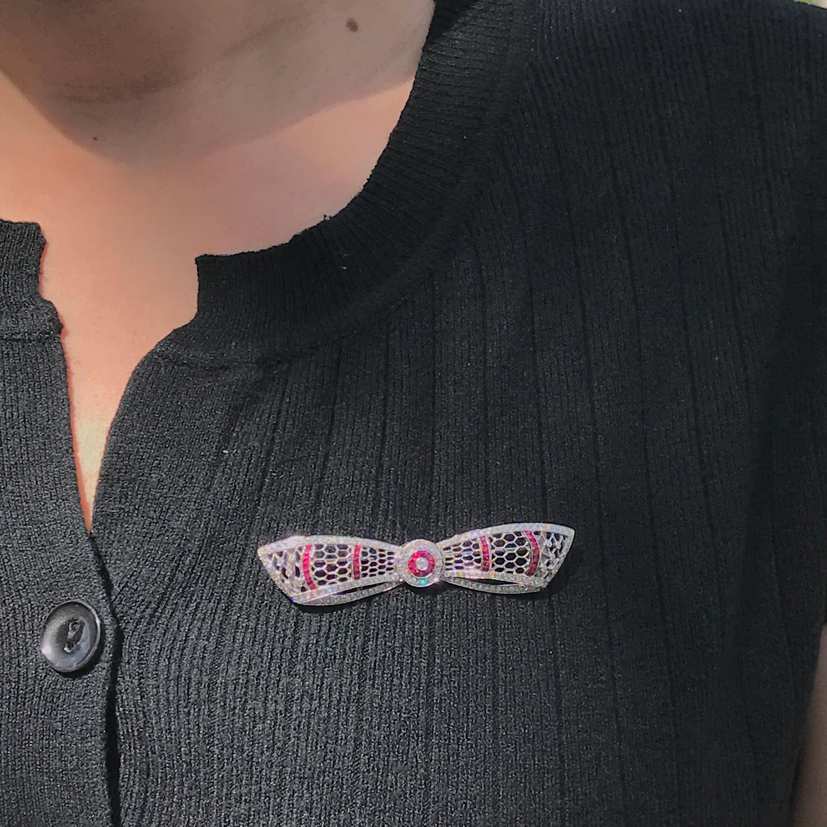 Ruby and Diamond Art Deco Style Bow Brooch in 14K White Gold In New Condition For Sale In Bangkok, TH
